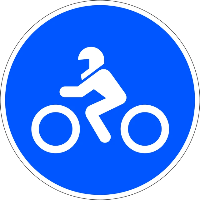 Compulsory carriageway for two-wheeled motorcycles
