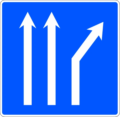 Lane diverge to the right on a three-lane carriageway