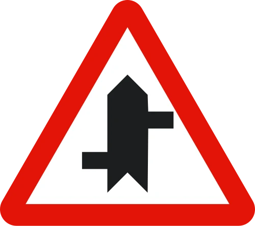 Road with multiple direct property accesses ahead