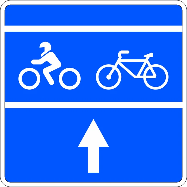 Advanced stop line for motorcycles and cycles