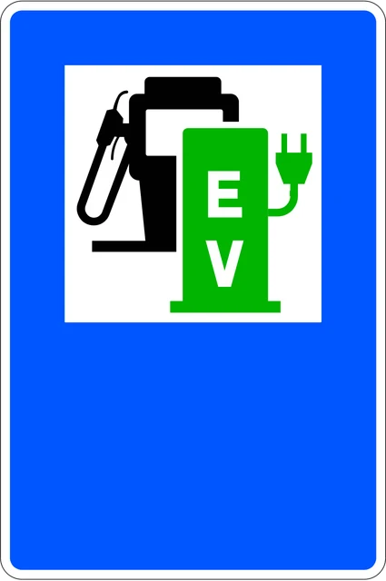 Petrol station and electric vehicle charging station