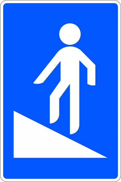 Pedestrian footbridge with ramp