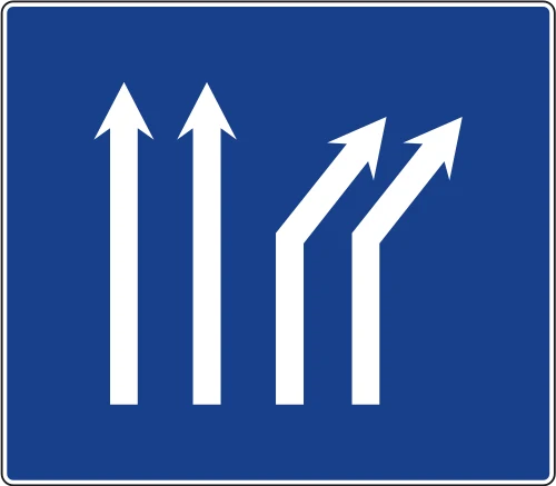 Two-lane fork to the right on a four-lane carriageway