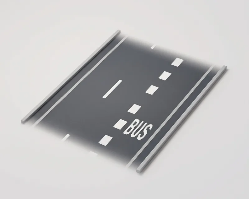 Wide broken line: special or speed change lane